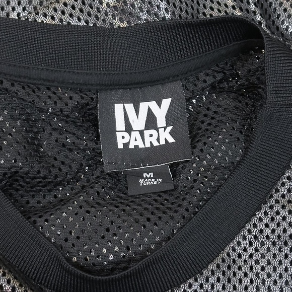 IVY PARK Metallic Mesh Longline Top - Picture 10 of 11